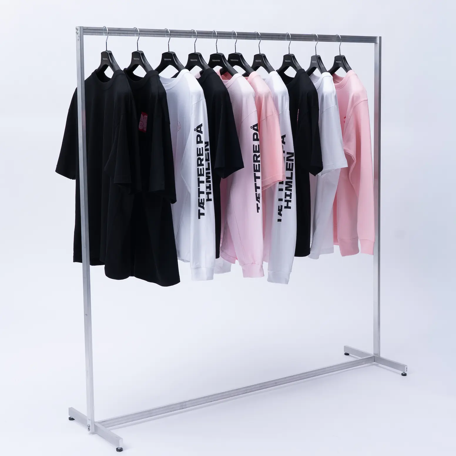 Syttensyvogtres - Lifestyle packshots